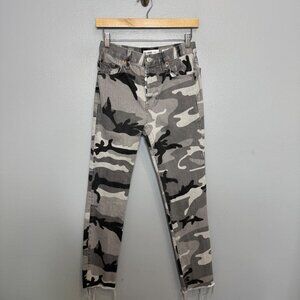 RE/DONE originals gray camo high rise ankle jeans size 25